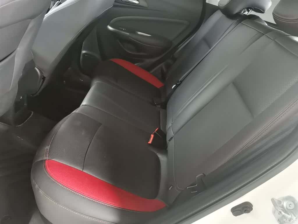 Changan CS15, 2017 17
