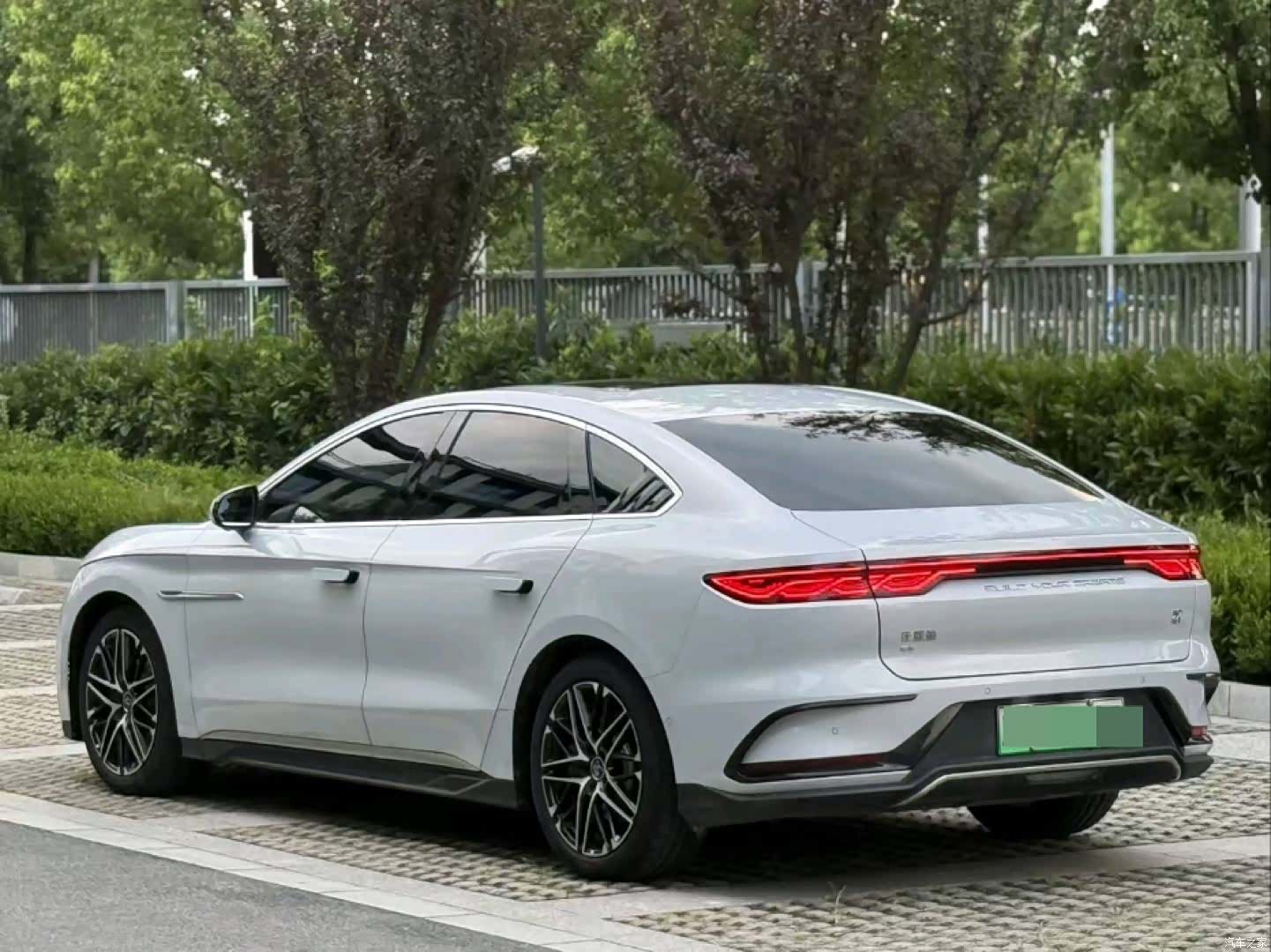 BYD Han, 2024 4