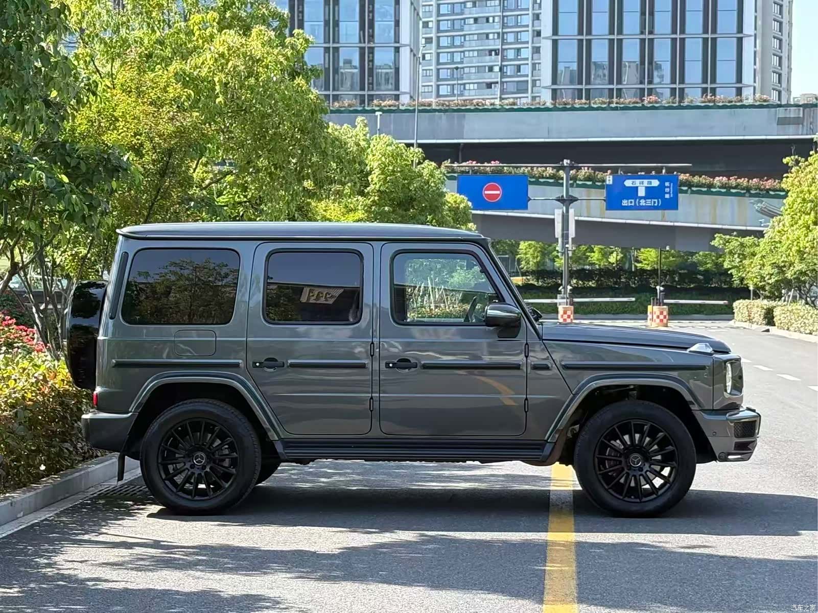 Mercedes-Benz G-Class, 2024 4