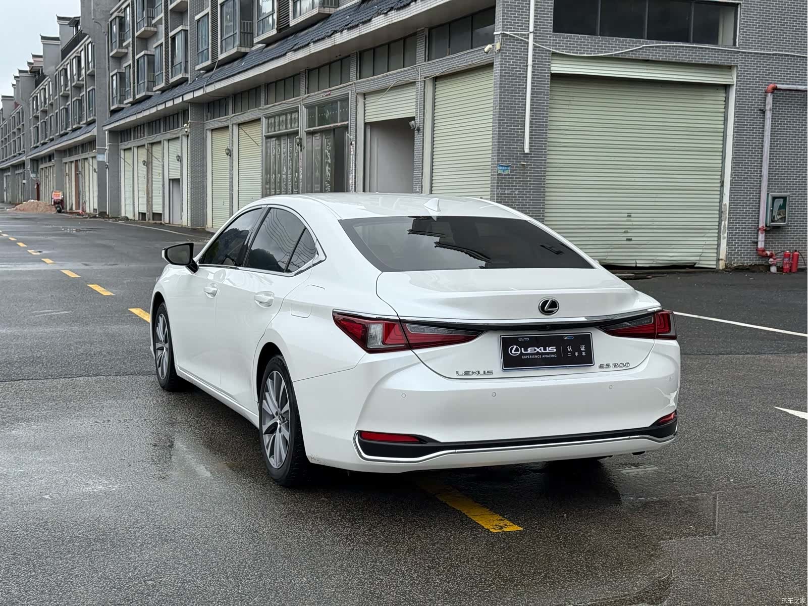 Lexus ES, 2020 7