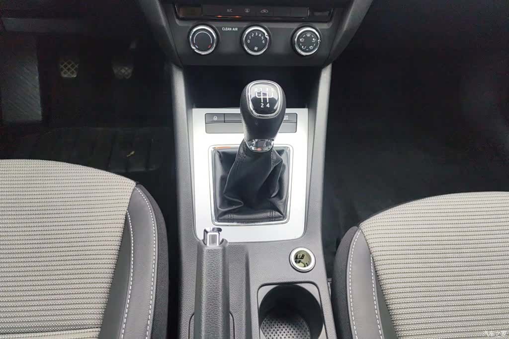 Skoda Octavia, 2015 16