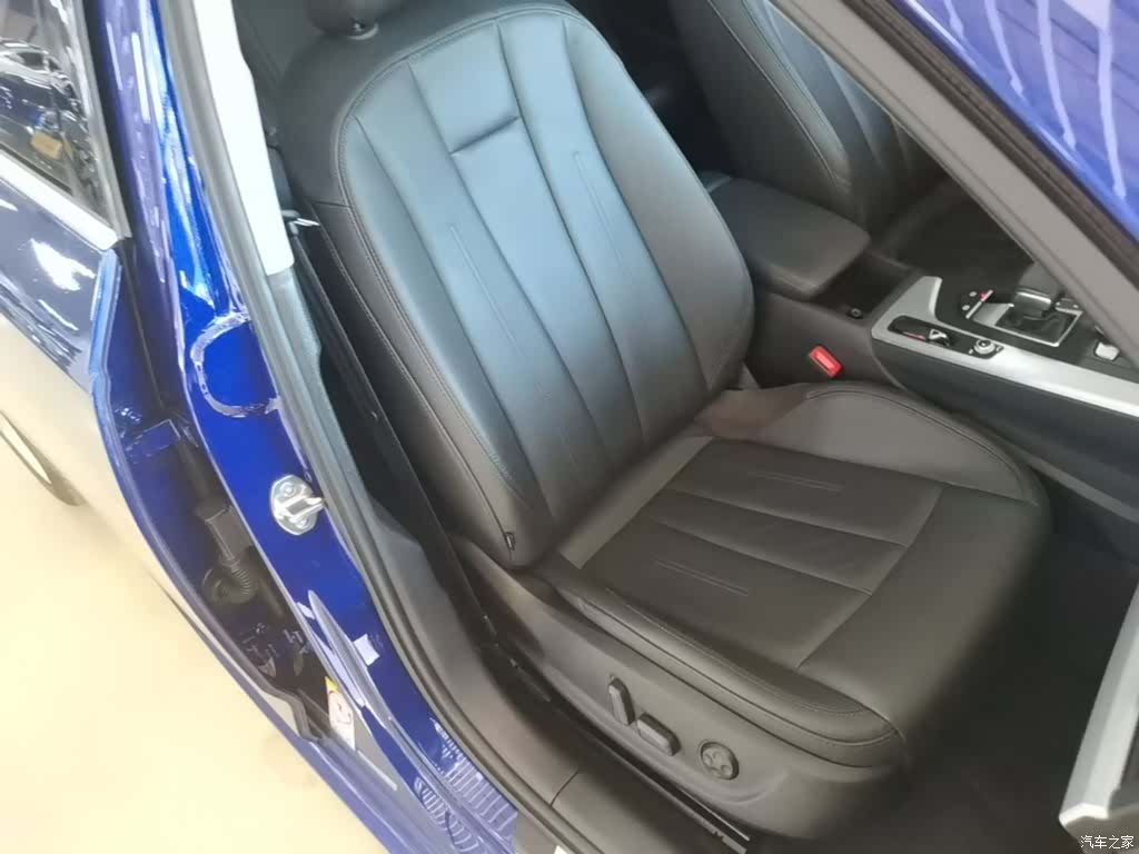 Audi A4L, 2020 25