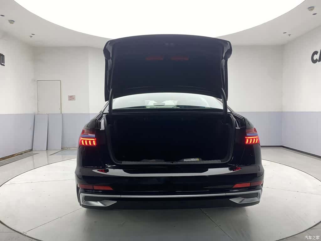 Audi A6L, 2025 13