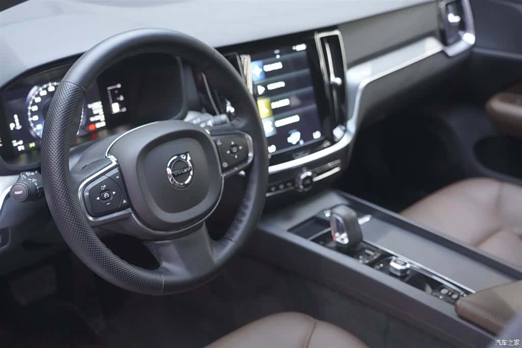 Volvo S60, 2021 6