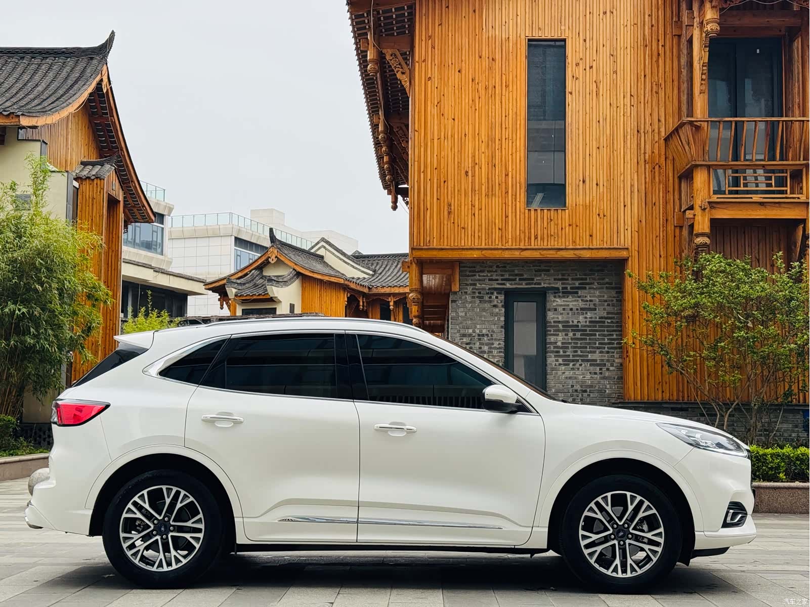 Ford Escape, 2020 все фото