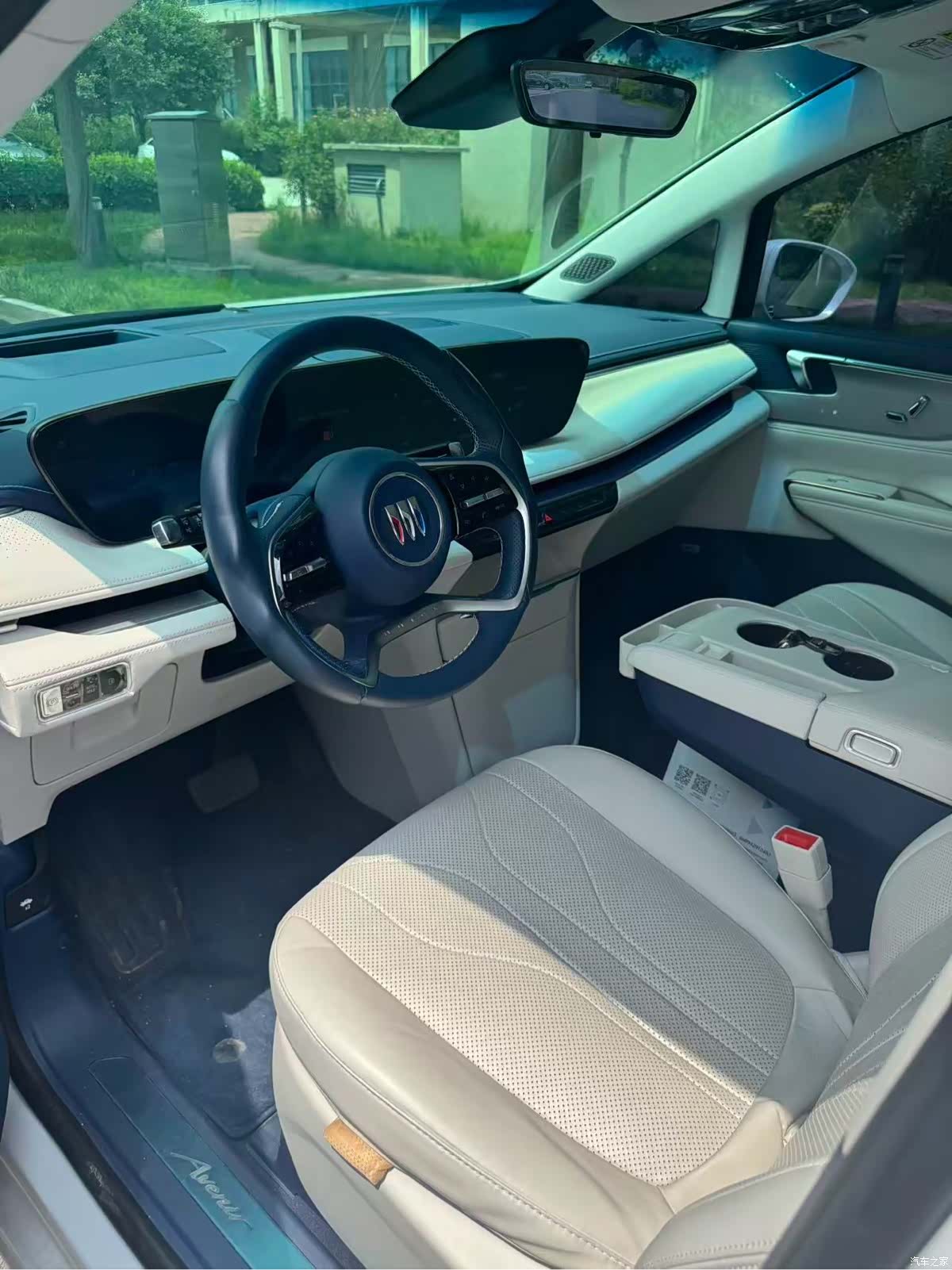 Buick GL8, 2024 все фото
