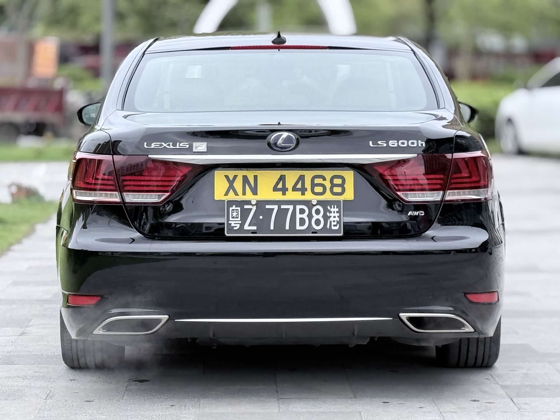Lexus LS, 2013 4