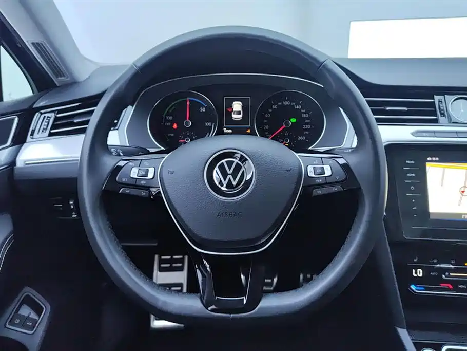 Volkswagen Magotan GTE