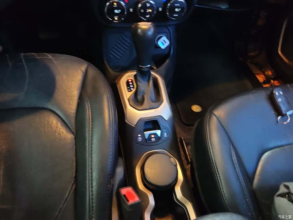 Jeep Renegade, 2016 14