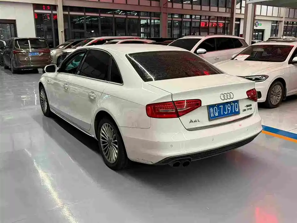Audi A4L