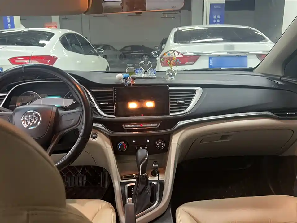 Buick Yinglang
