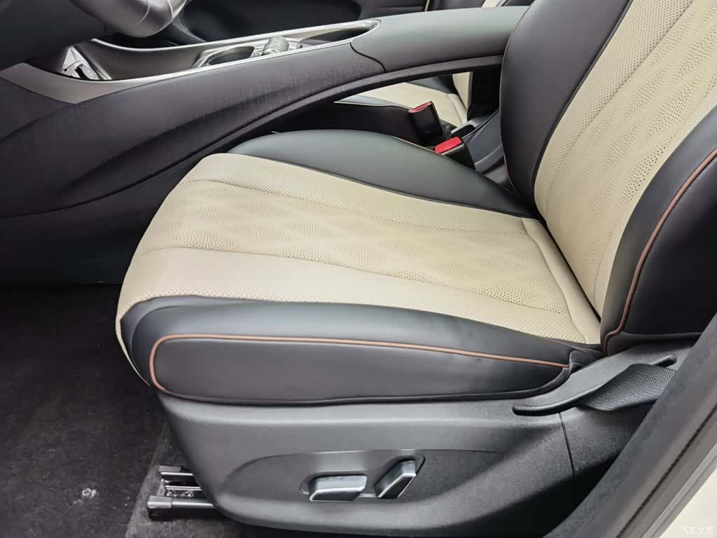 BYD Dolphin, 2023 20