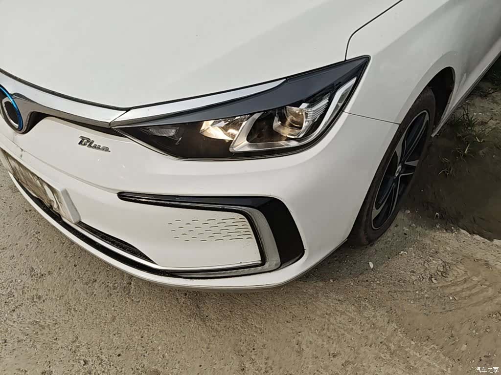 BAIC EU5, 2021 24