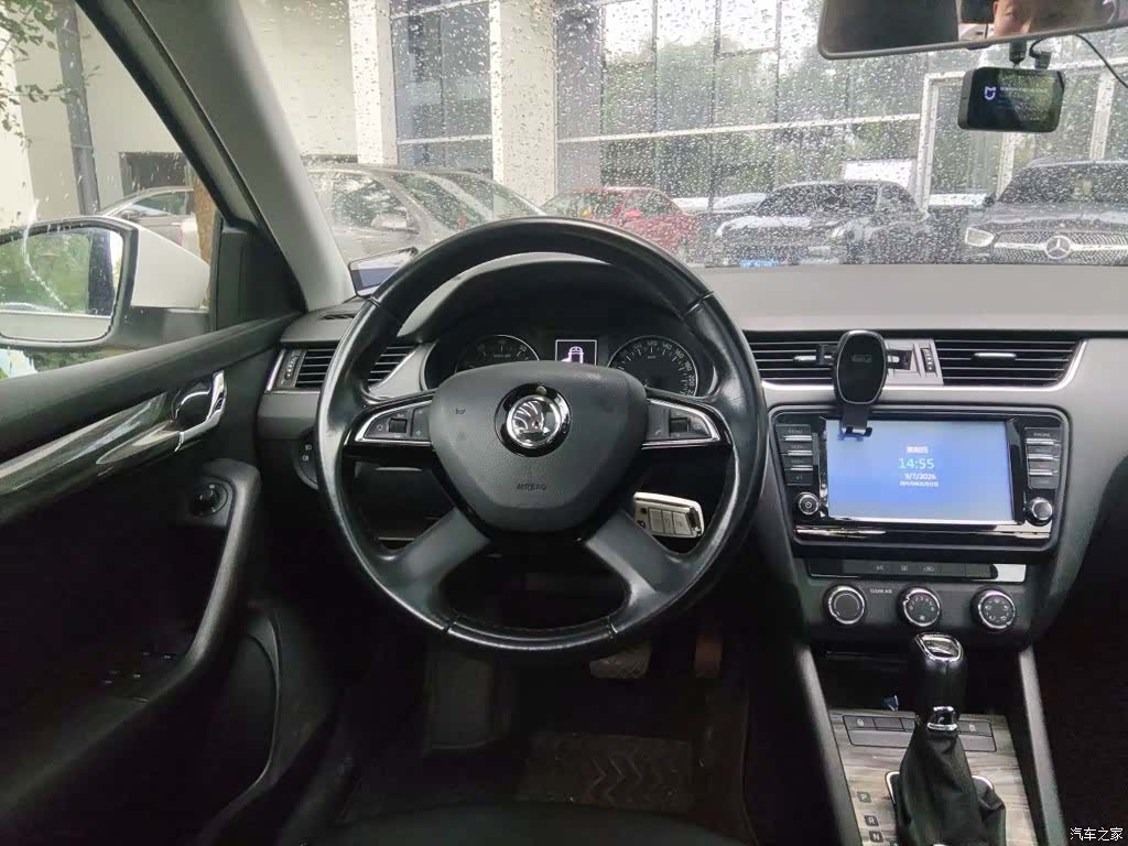 Skoda Octavia, 2015 6
