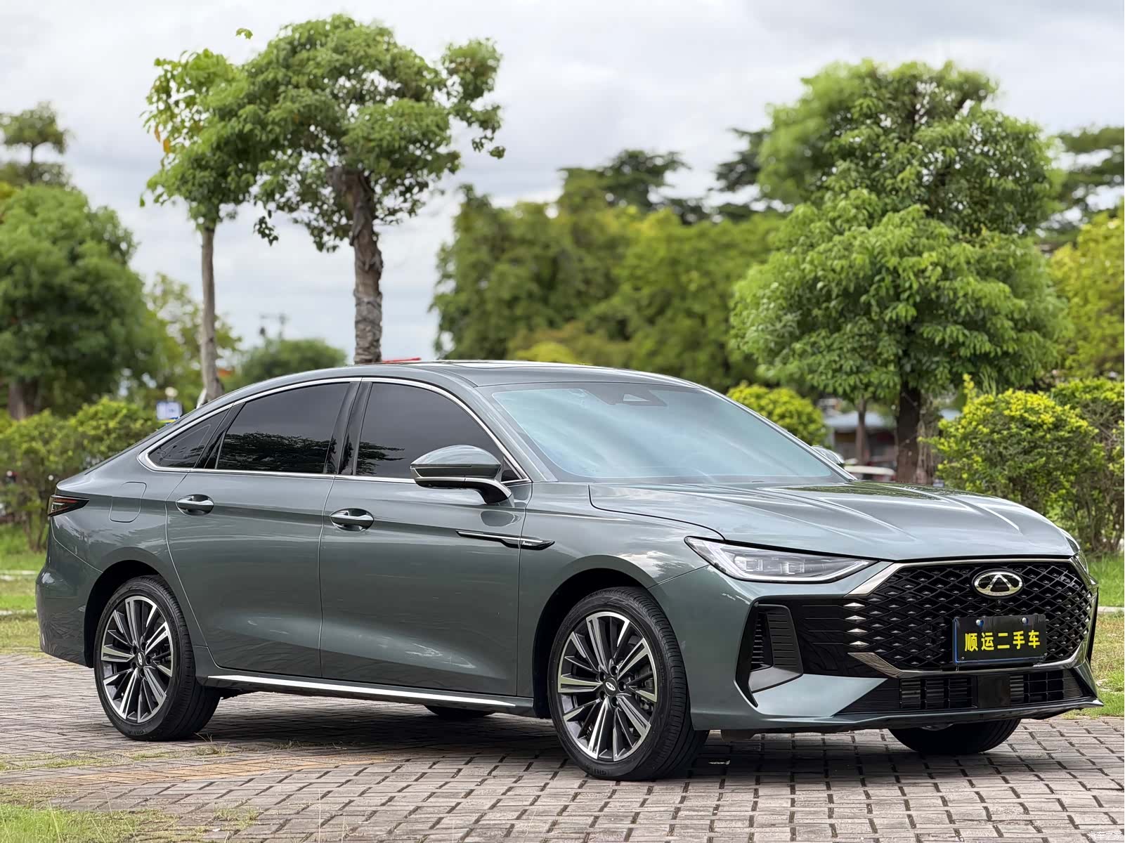 Chery Arrizo 8, 2025 3
