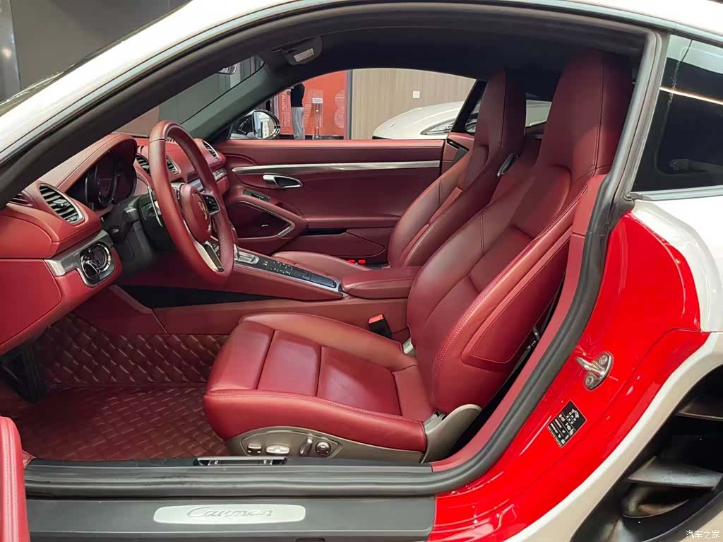 Porsche Cayman, 2019 4