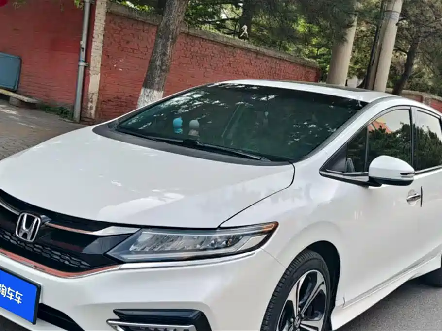 Honda Jade