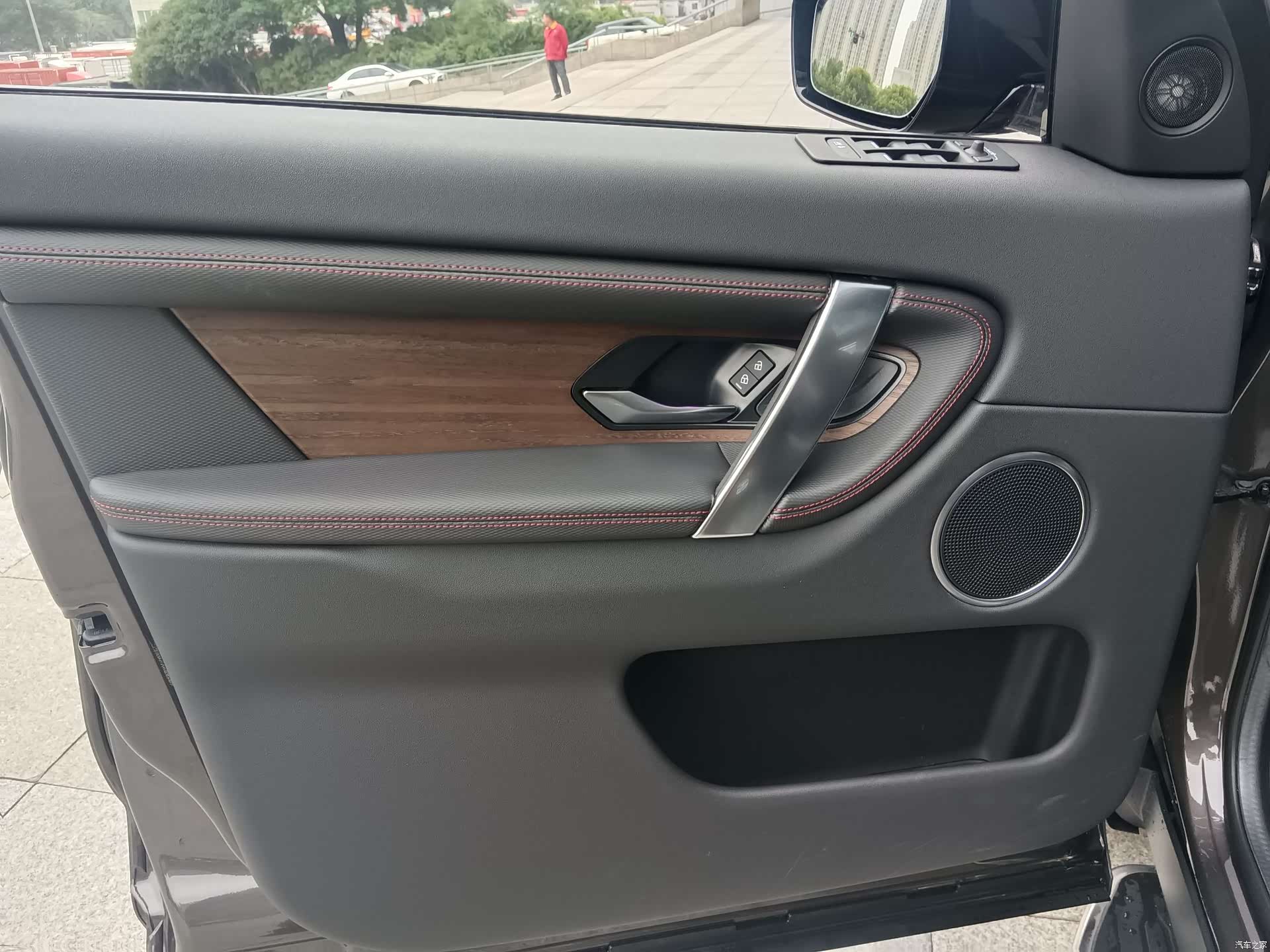 Land Rover Discovery, 2022 14