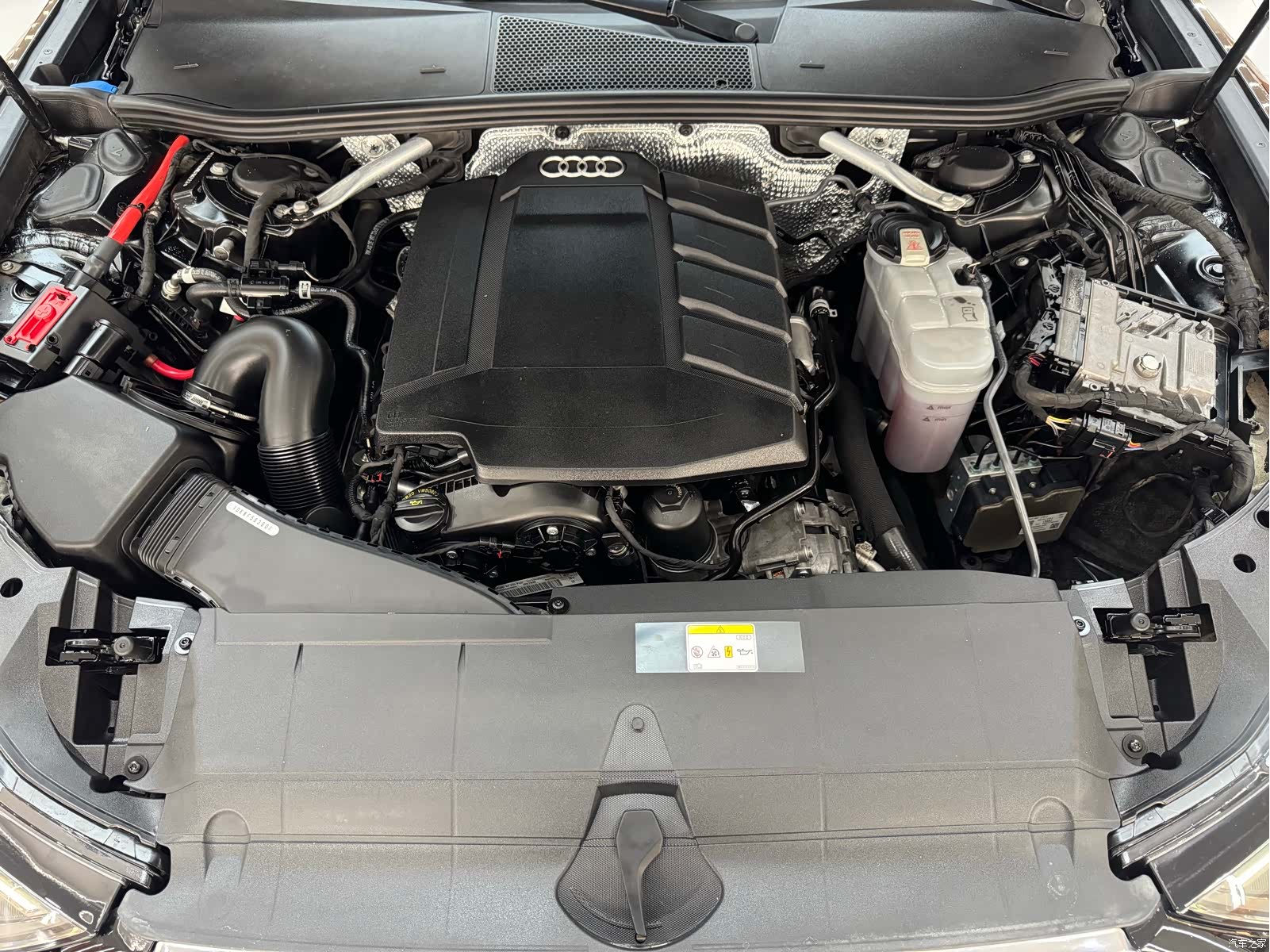 Audi A6L, 2021 33