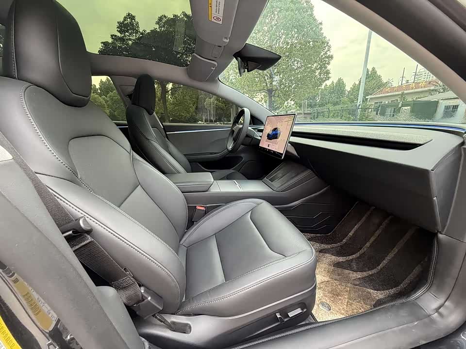 Tesla Model 3 Tesla Model 3