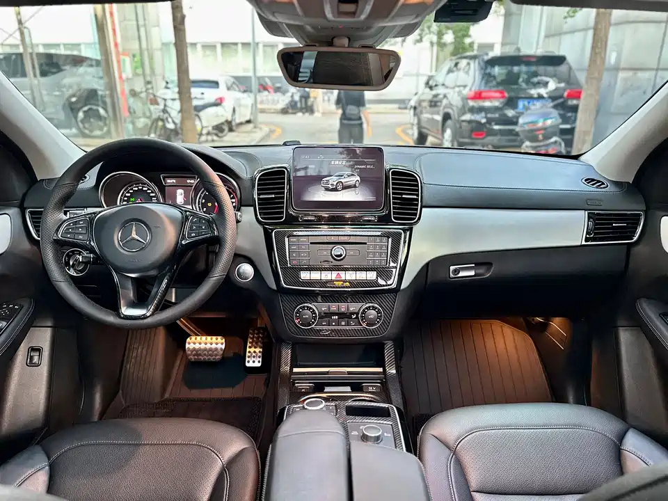 Mercedes-Benz GLE coupe