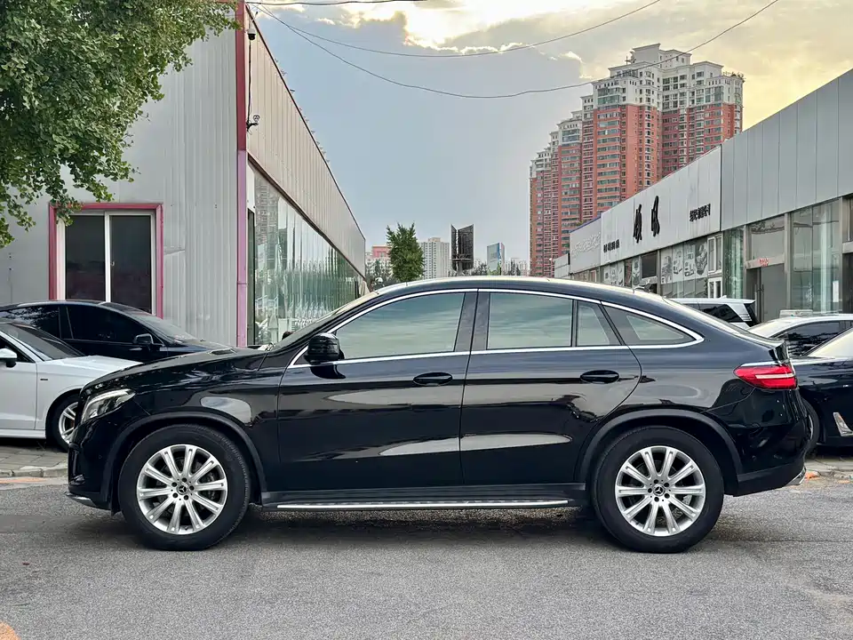 Mercedes-Benz GLE coupe