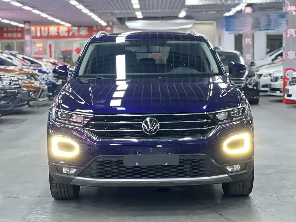 Volkswagen T-ROC exploring Songs