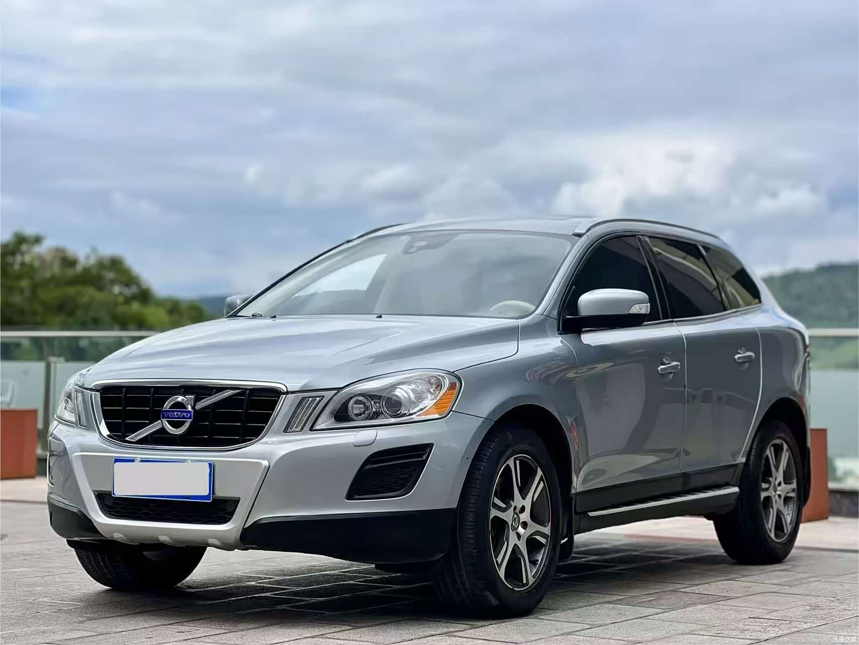 Volvo XC60, 2011 1