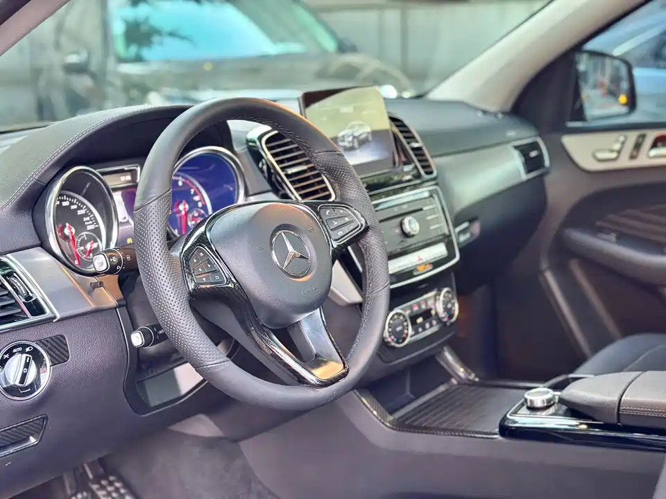 Mercedes-Benz GLE coupe