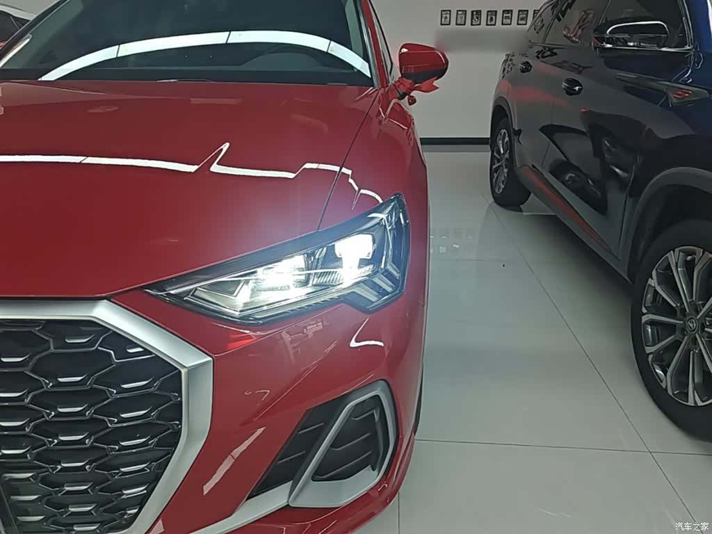 Audi Q3, 2021 24