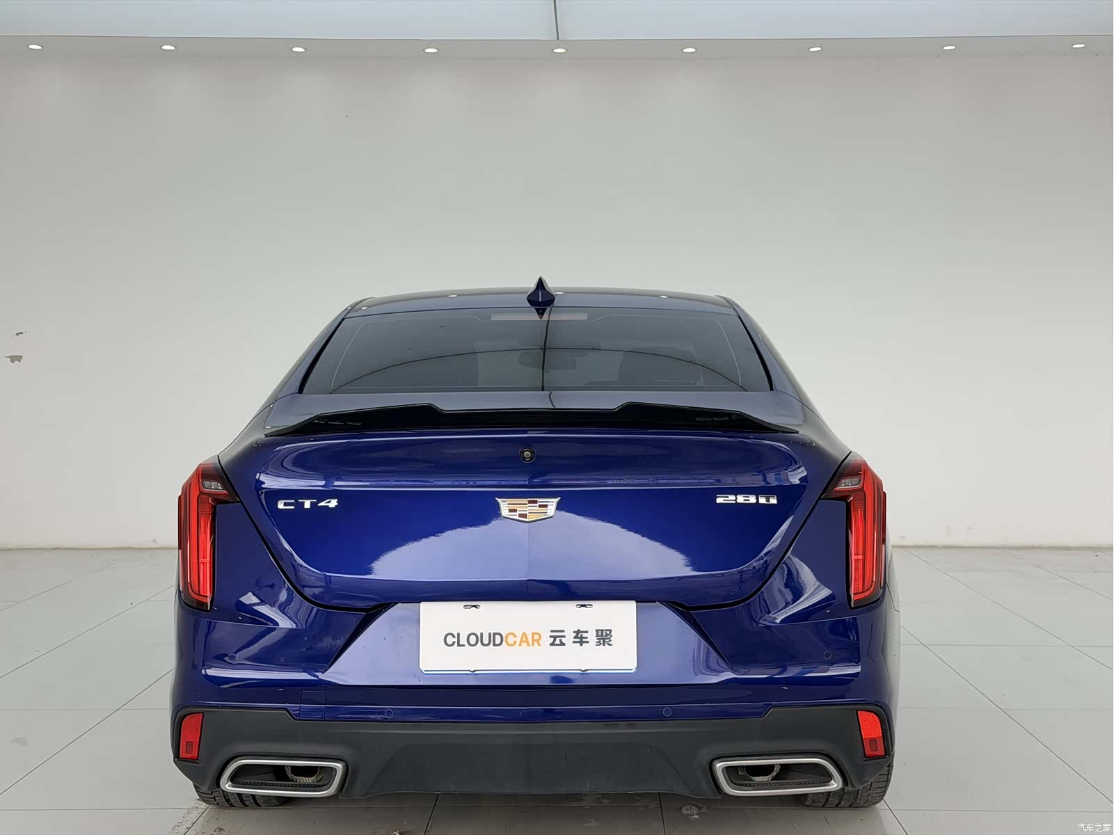 Cadillac CT4, 2024 все фото