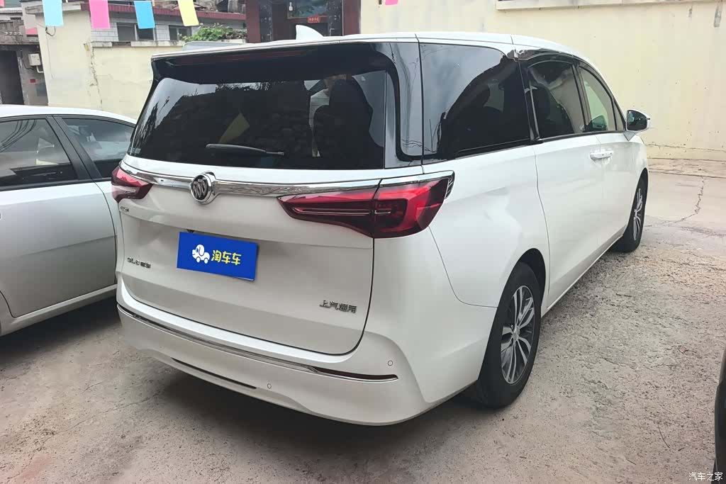 Buick GL8, 2024 3