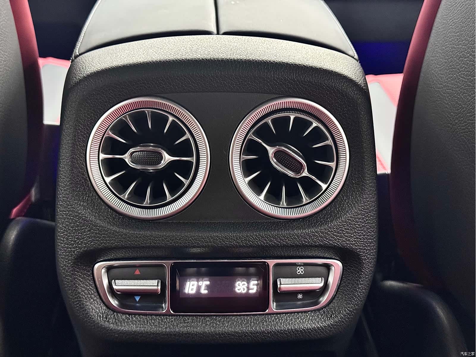 Mercedes-Benz G-Class, 2021 16