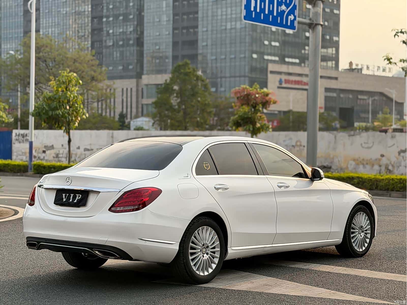 Mercedes-Benz C-Class, 2015 4