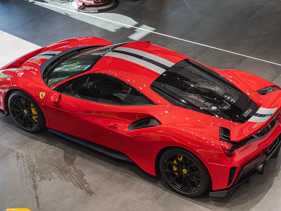 Ferrari 488