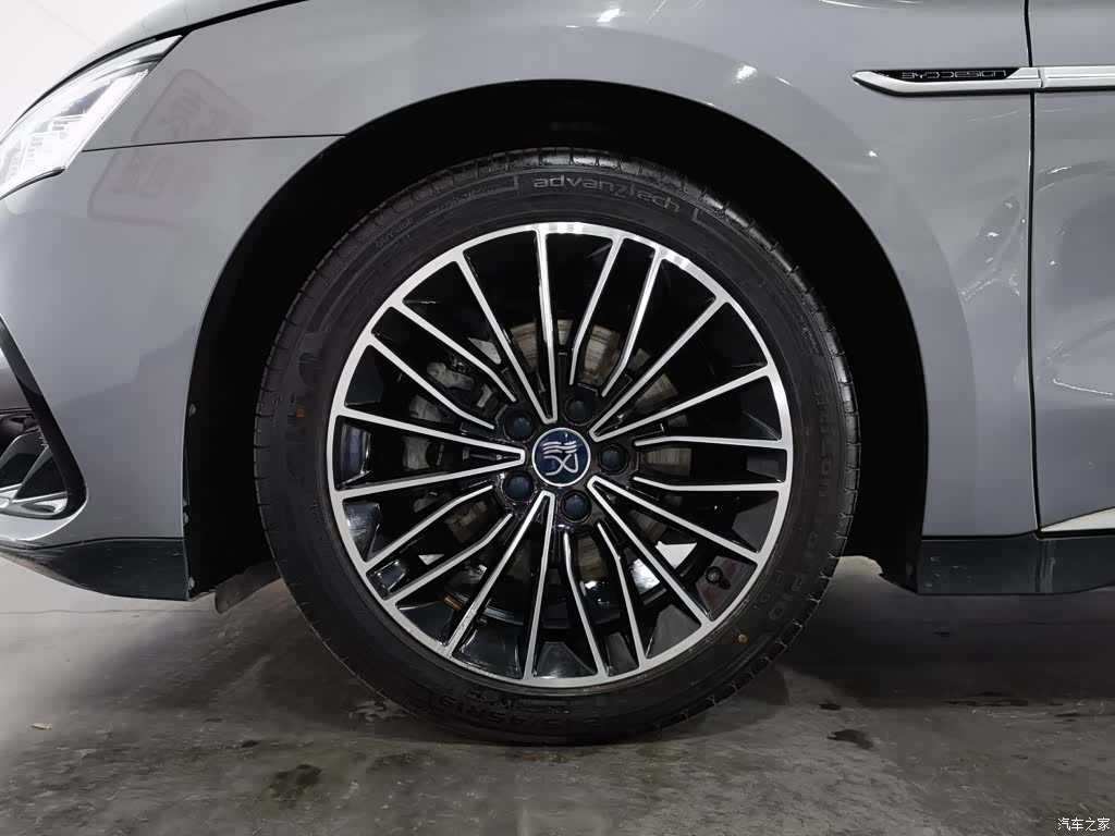 BYD Han, 2023 17