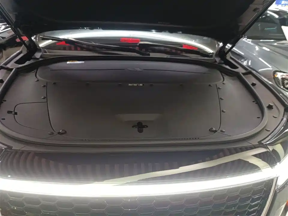 Li Auto Ideal ONE