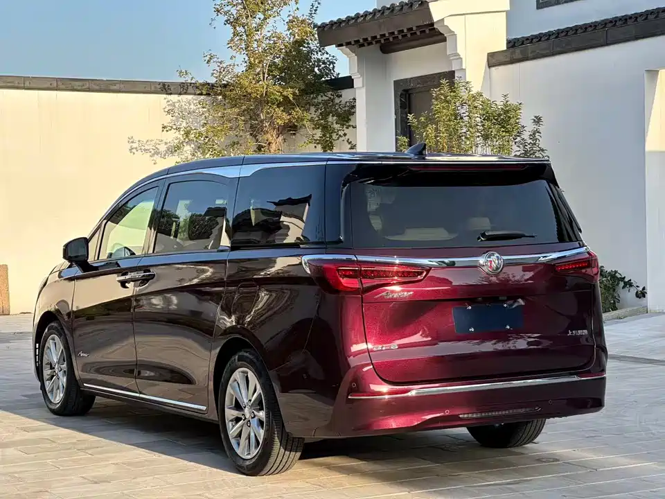 Buick GL8