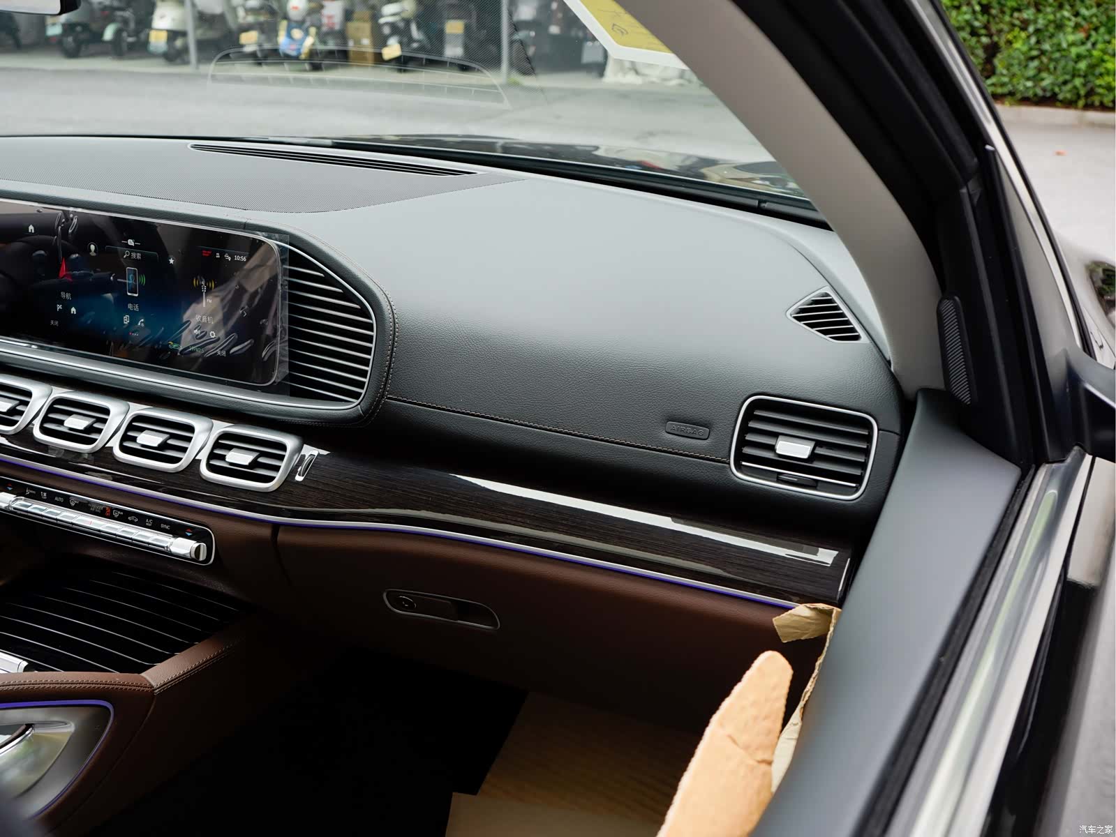 Mercedes-Benz GLE, 2026 12