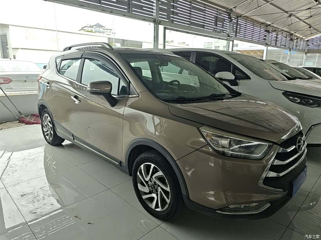 JAC S3, 2015 4