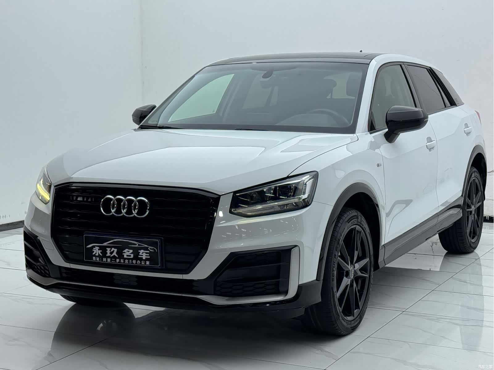 Audi Q2L, 2019 1