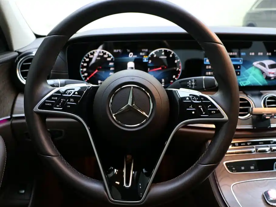 Mercedes-Benz E-class Mercedes-Benz E-class