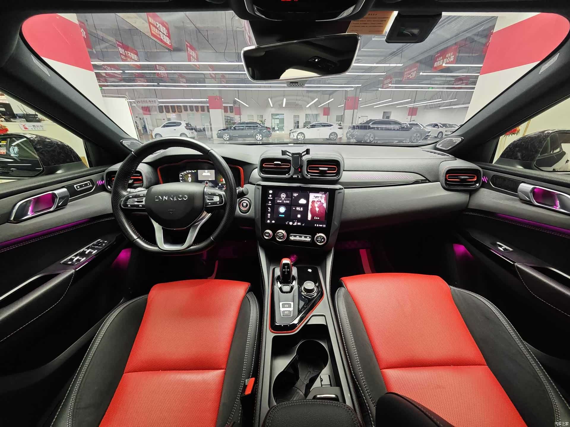 Lynk & Co 02, 2021 6