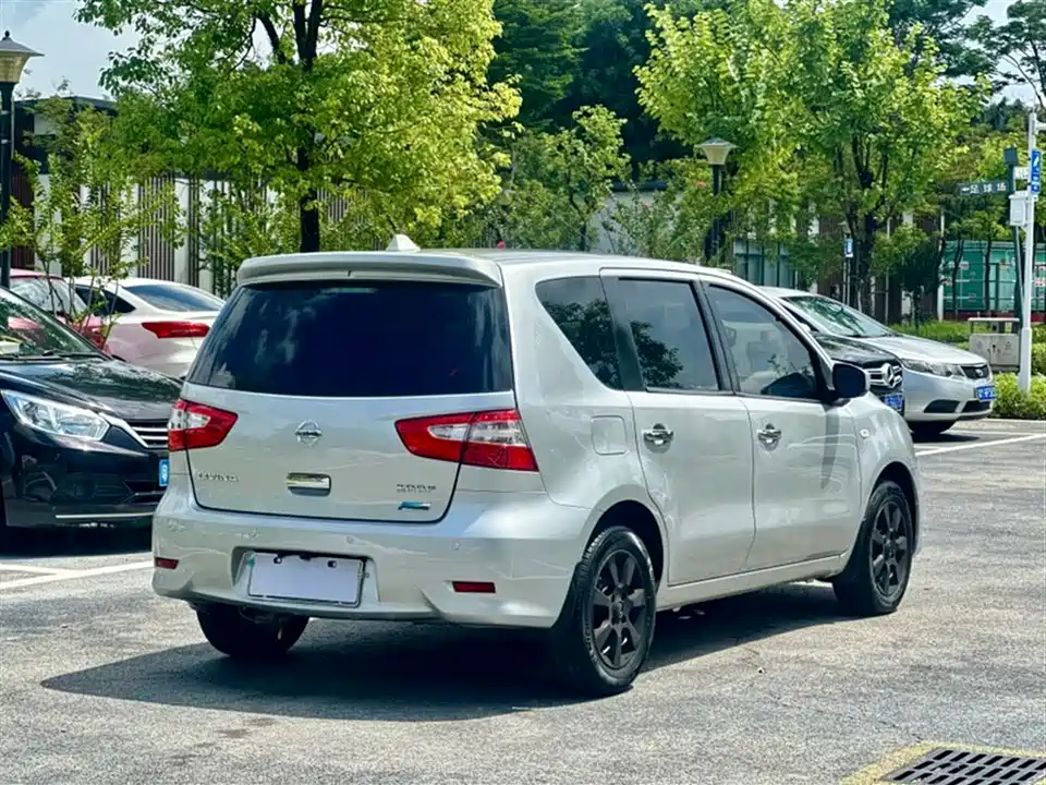 Nissan Liwei
