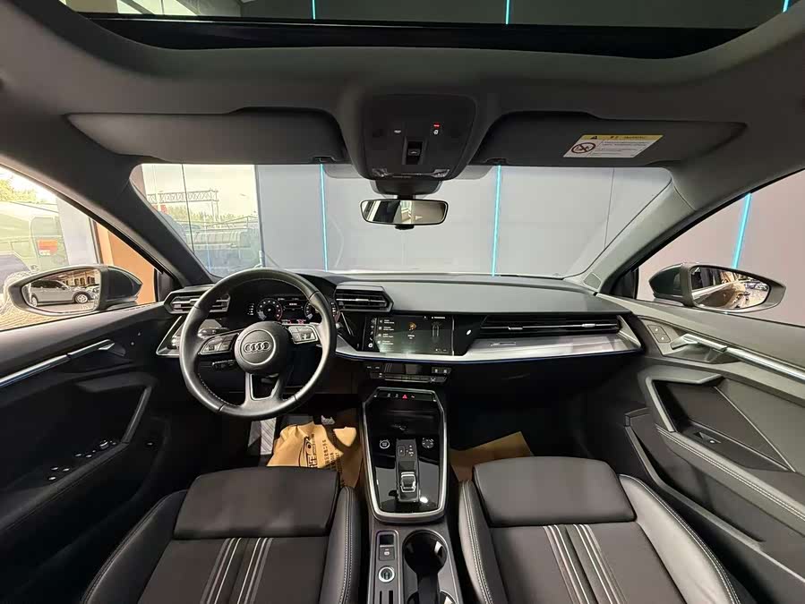 Audi A3 2024, фото 9