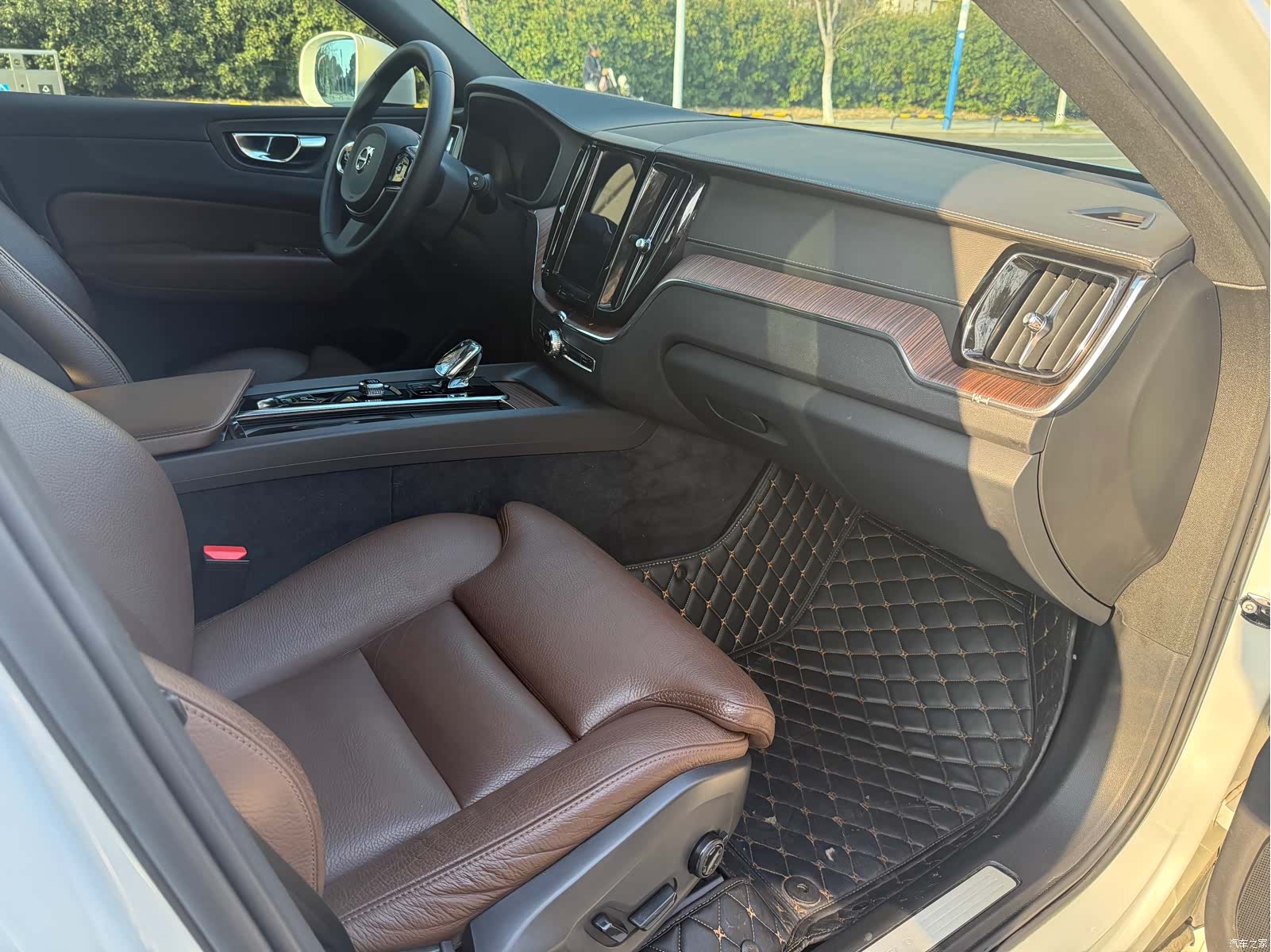 Volvo XC60, 2022 11