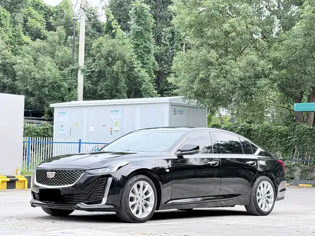 Cadillac CT5 2023 — купить из Китая под заказ