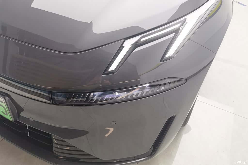 Lynk & Co 02, 2025 все фото