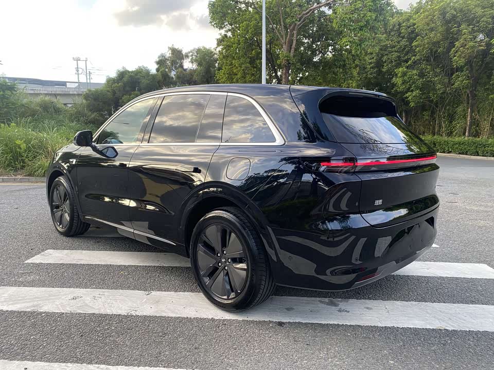 Li Auto Ideal L6