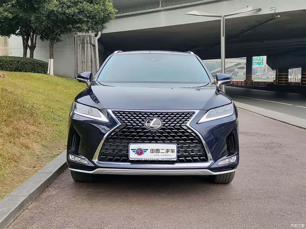 Lexus RX, 2022 2